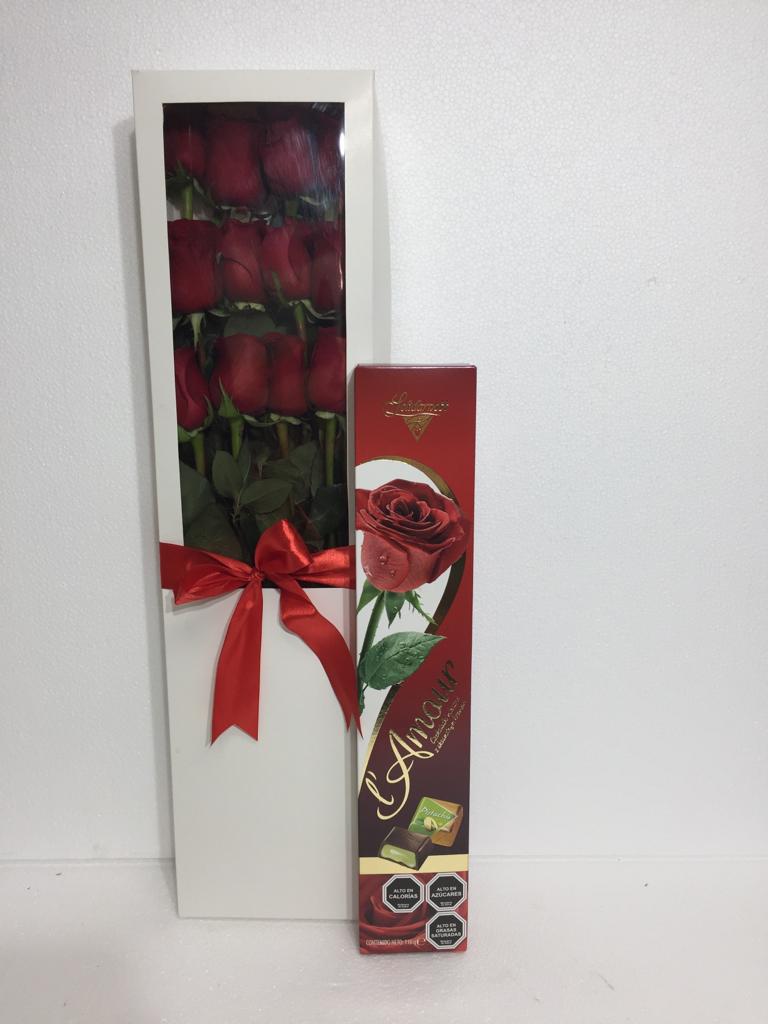 Caja con 12 Rosas y Bombones de 116 Gramos